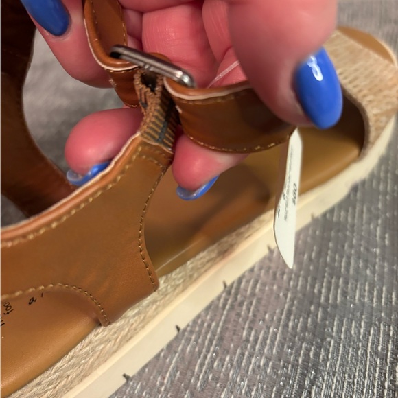 a.n.a Tan and Cream Sandals - Picture 8 of 8